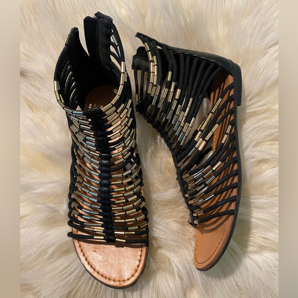 LAST CHANCE‼️ Zigi Soho Focused Gladiator Sandals